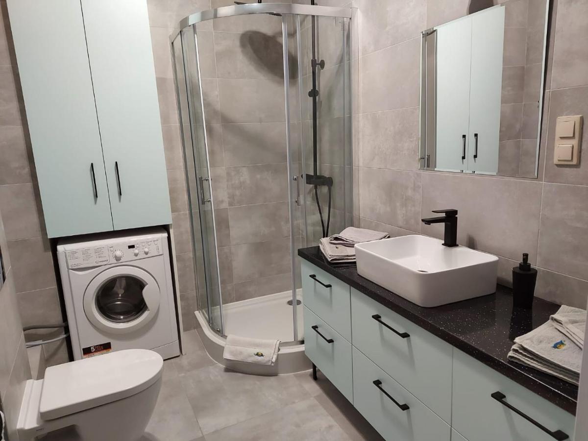 Apartamenty Z Tarasami "Mietowy Spokoj 15" "Romantyczna Szarosc 16" "Niebieska Elegancja 17" Maksymalnie Dla 6 Osob Поберово Екстериор снимка