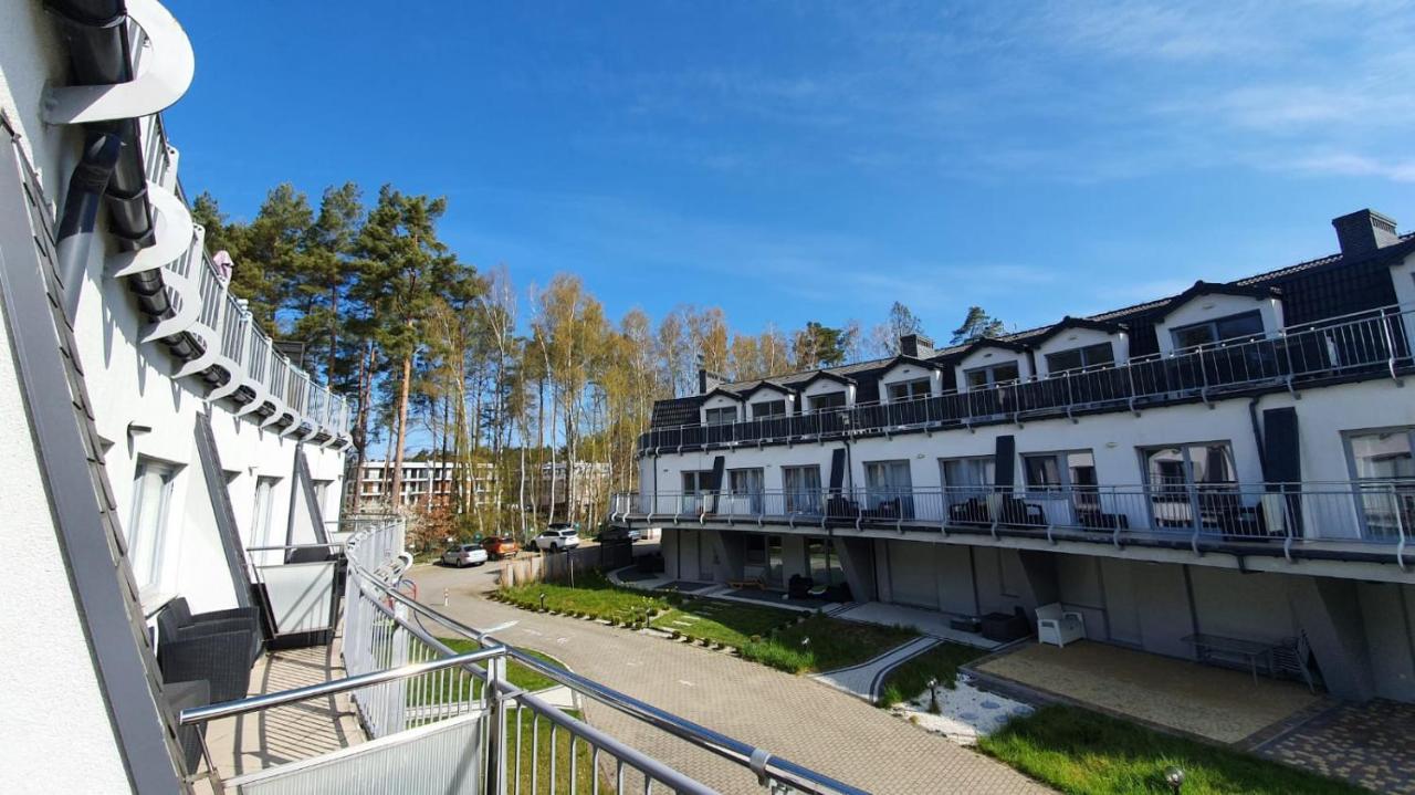 Apartamenty Z Tarasami "Mietowy Spokoj 15" "Romantyczna Szarosc 16" "Niebieska Elegancja 17" Maksymalnie Dla 6 Osob Поберово Екстериор снимка
