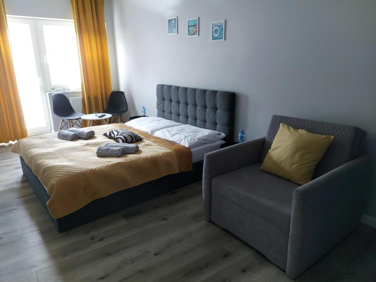 Apartamenty Z Tarasami "Mietowy Spokoj 15" "Romantyczna Szarosc 16" "Niebieska Elegancja 17" Maksymalnie Dla 6 Osob Поберово Екстериор снимка