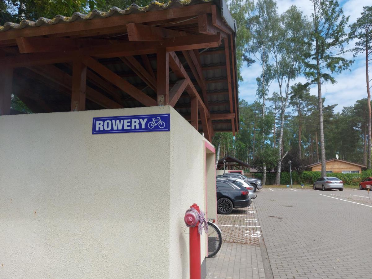 Apartamenty Z Tarasami "Mietowy Spokoj 15" "Romantyczna Szarosc 16" "Niebieska Elegancja 17" Maksymalnie Dla 6 Osob Поберово Екстериор снимка