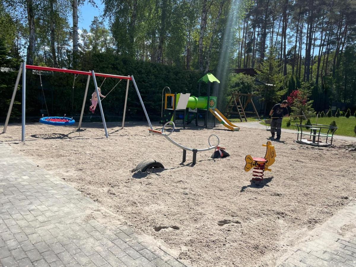 Apartamenty Z Tarasami "Mietowy Spokoj 15" "Romantyczna Szarosc 16" "Niebieska Elegancja 17" Maksymalnie Dla 6 Osob Поберово Екстериор снимка
